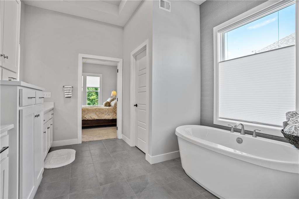 2504 W 179th Street — photo 17