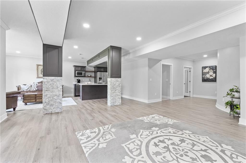 2504 W 179th Street — photo 43
