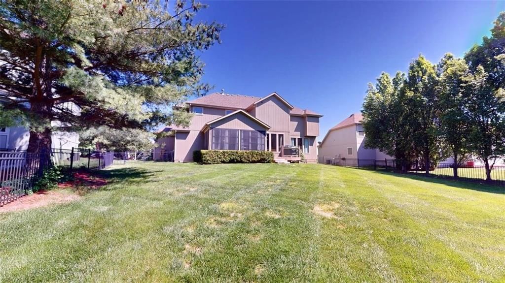 15704 Eby Street — photo 47
