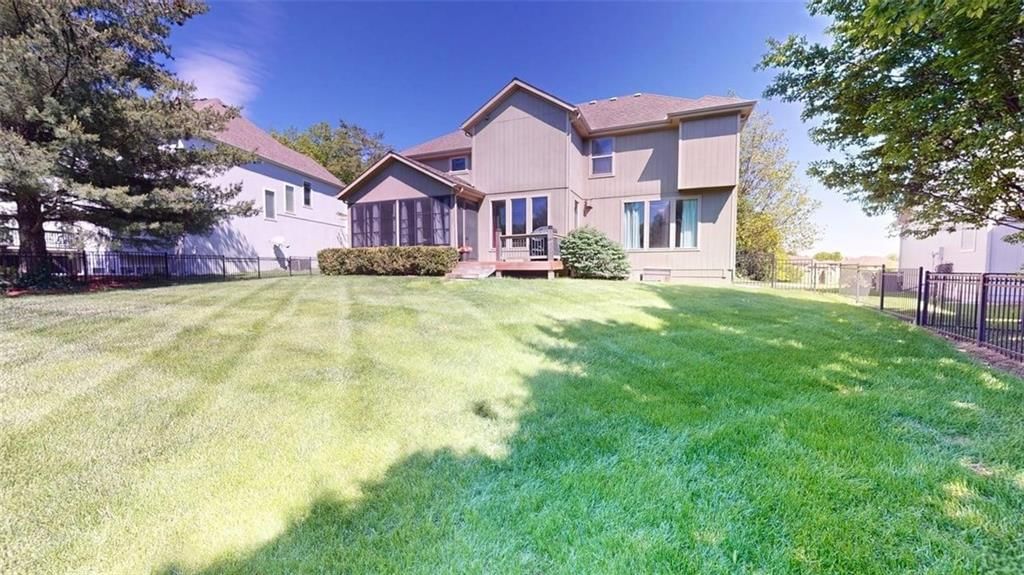 15704 Eby Street — photo 48