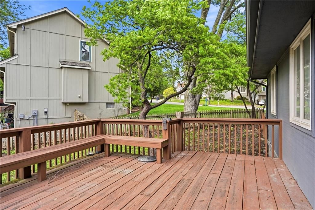 1100 NE 87th Terrace — photo 28