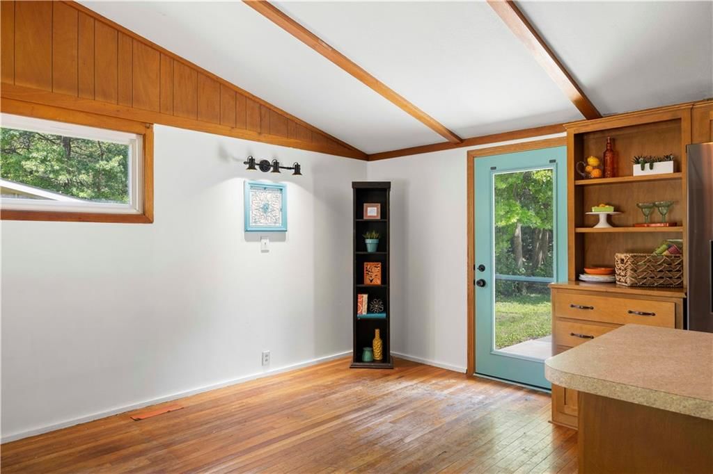 5903 N Garfield Avenue — photo 15