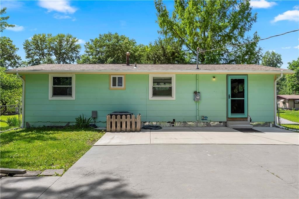 5903 N Garfield Avenue — photo 33