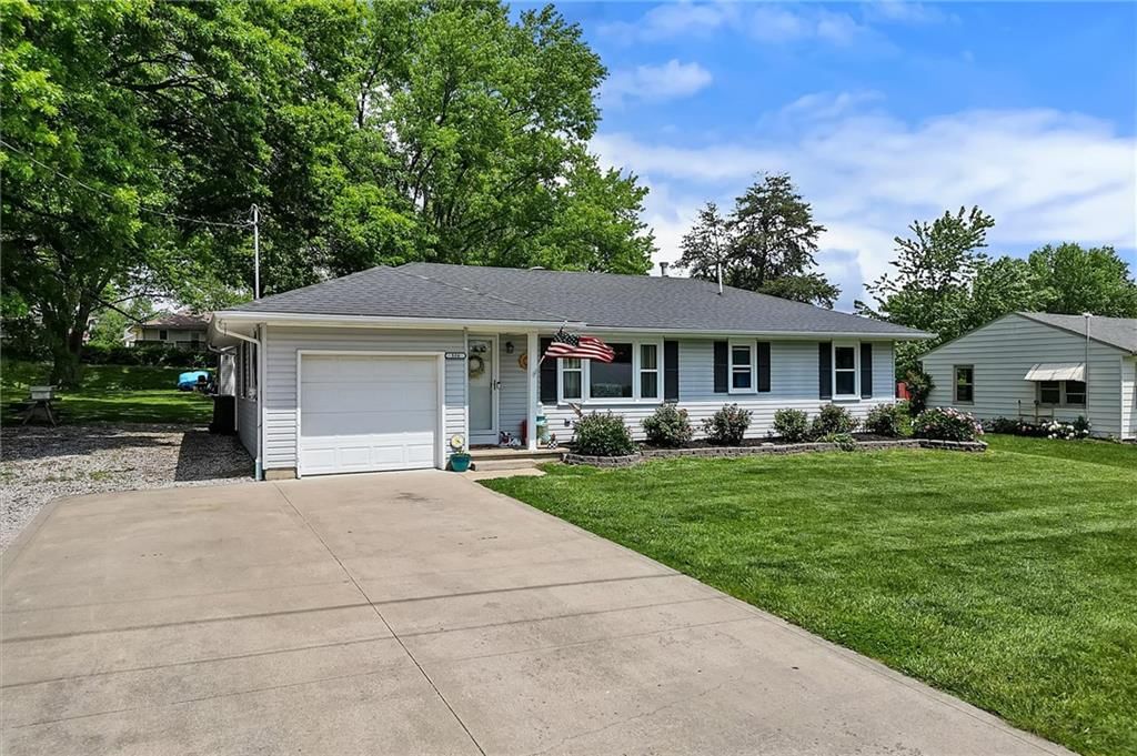 306 Crestview Drive — photo 2