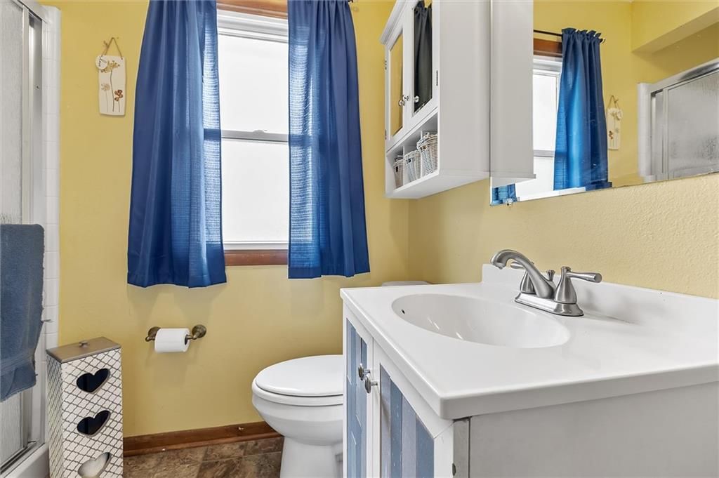 306 Crestview Drive — photo 9