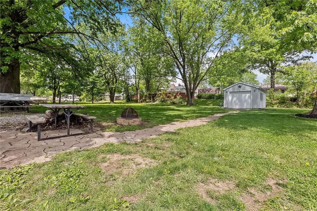 306 Crestview Drive — photo 16