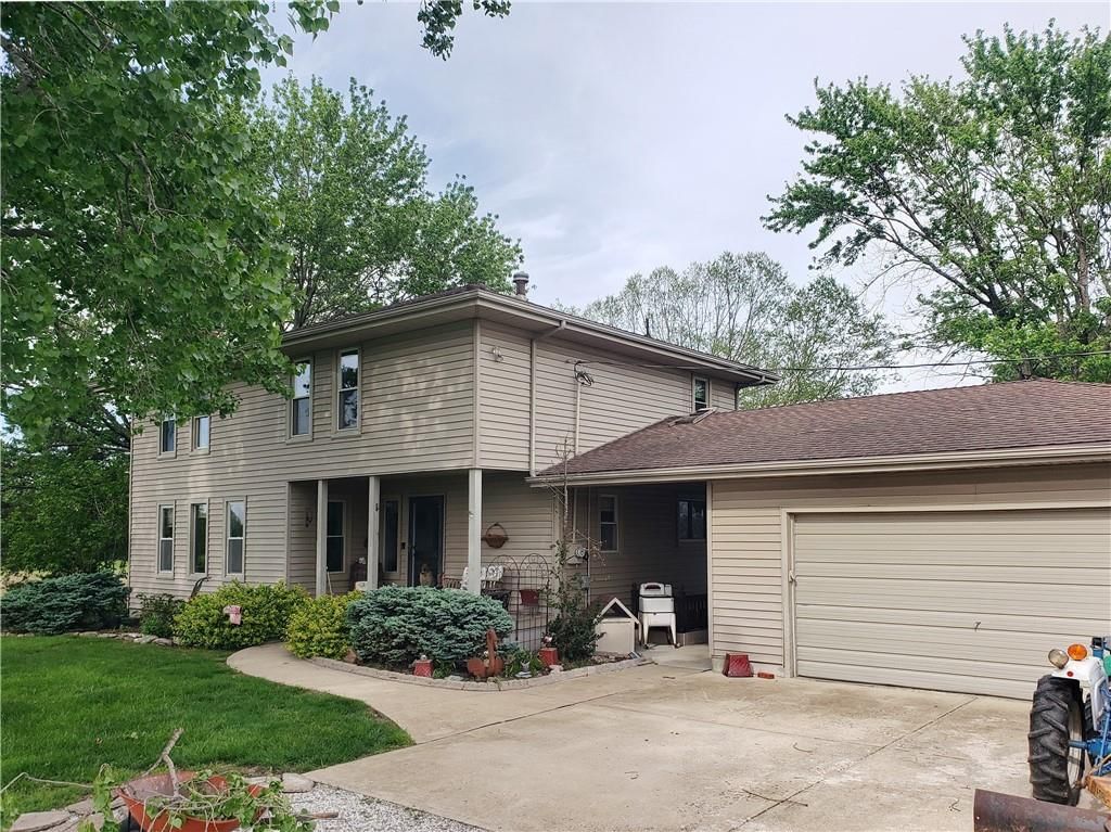 15285 Edgerton Road — photo 3