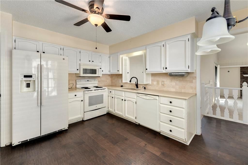 8266 Monrovia Street — photo 23