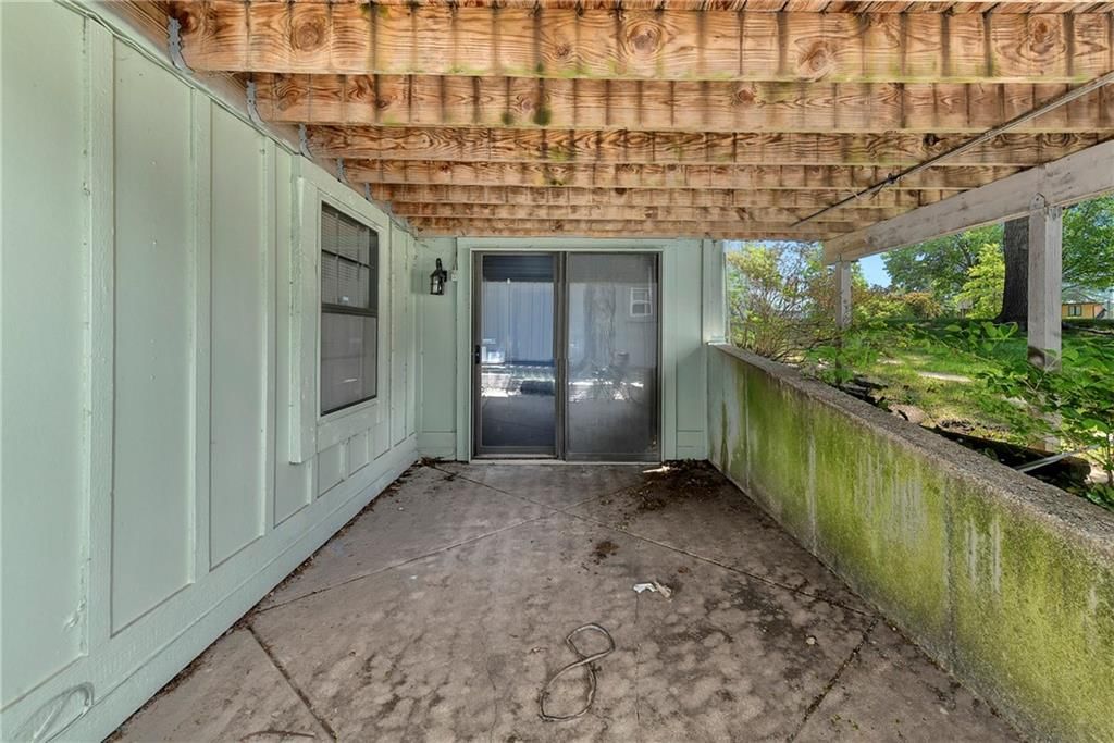 8266 Monrovia Street — photo 43