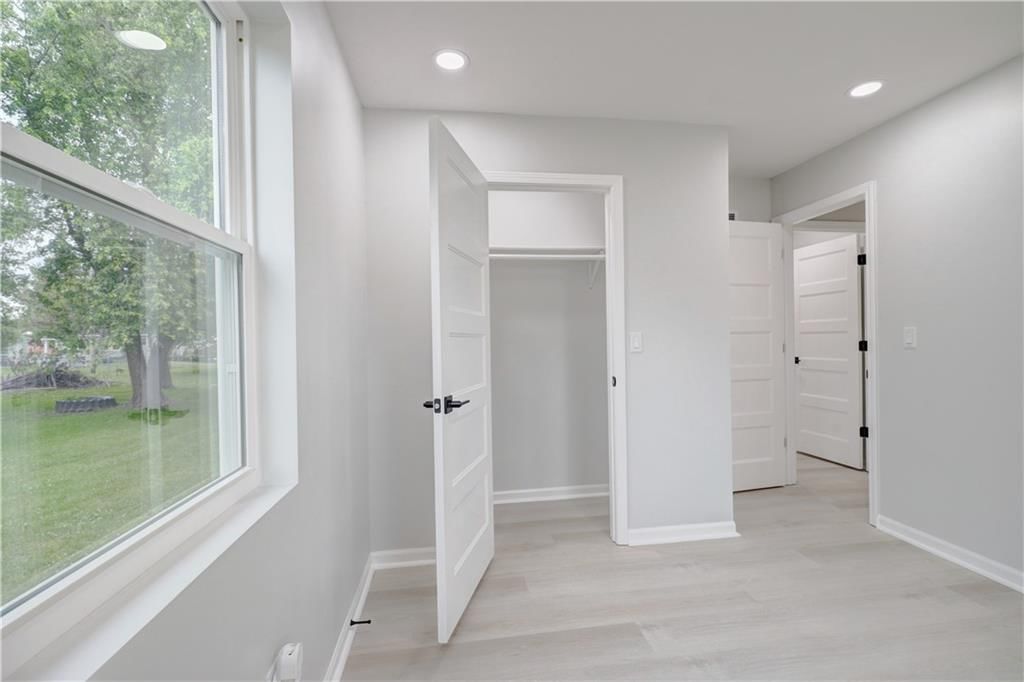 105 W Baltic Street — photo 24