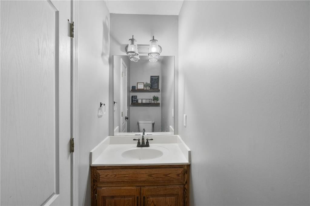 9338 NW 86th Terrace — photo 11