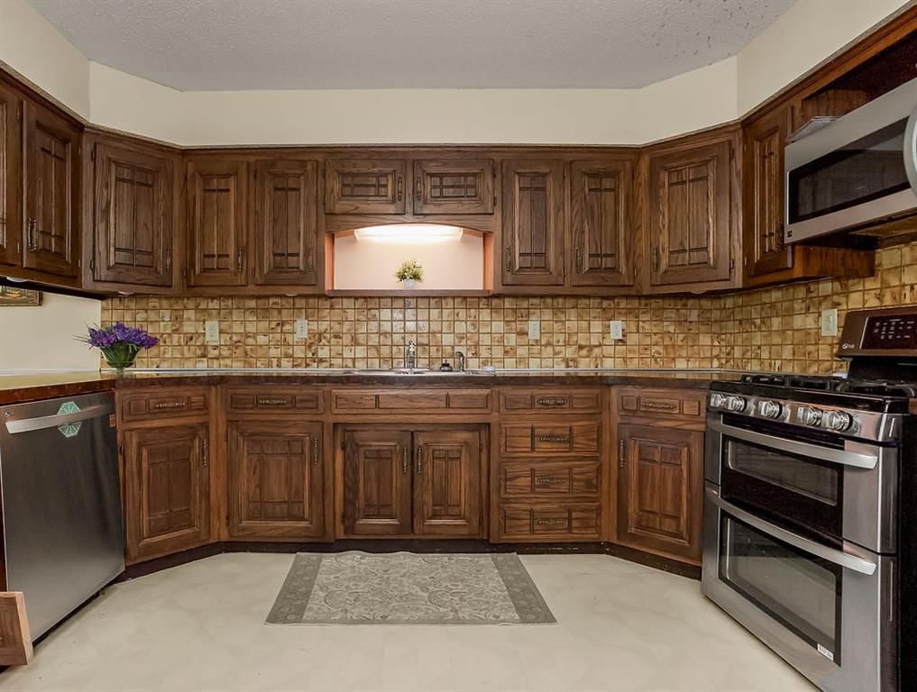 1536 Dickinson Street — photo 5