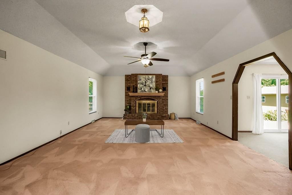 1536 Dickinson Street — photo 13