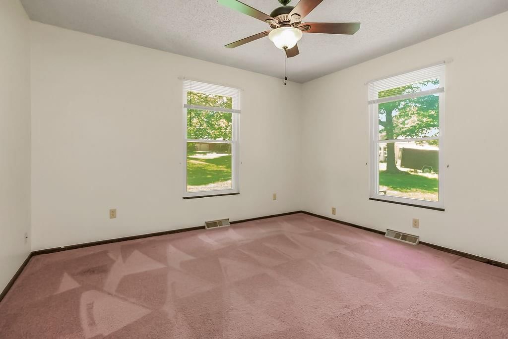 1536 Dickinson Street — photo 17