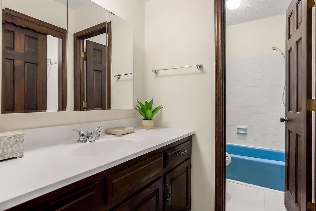1536 Dickinson Street — photo 20
