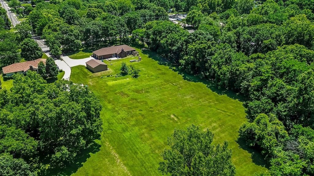 1536 Dickinson Street — photo 37