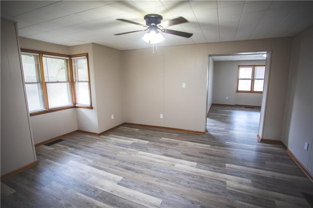 2918 Seneca Street — photo 7
