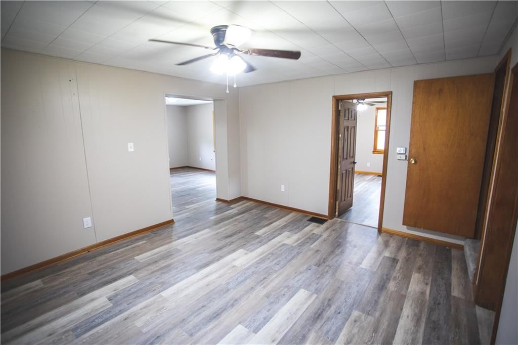 2918 Seneca Street — photo 9