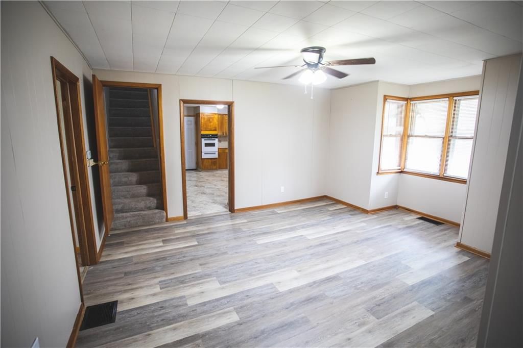 2918 Seneca Street — photo 10