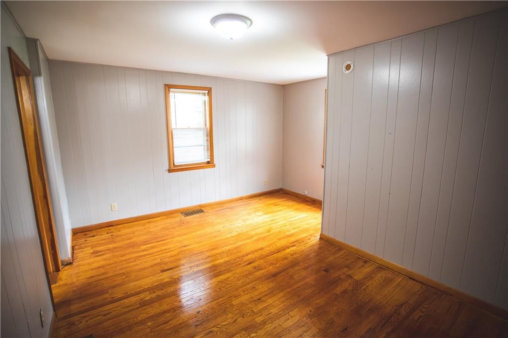 2918 Seneca Street — photo 22