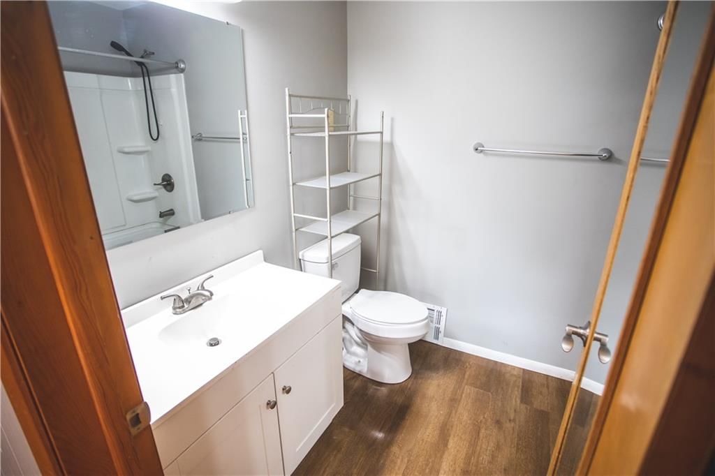 2918 Seneca Street — photo 23