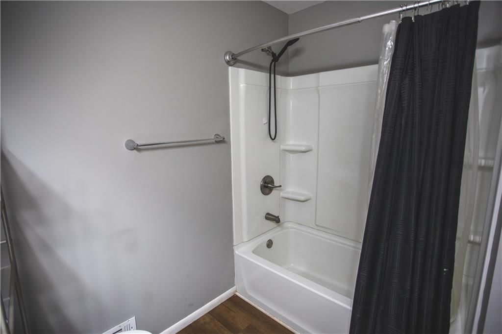 2918 Seneca Street — photo 24