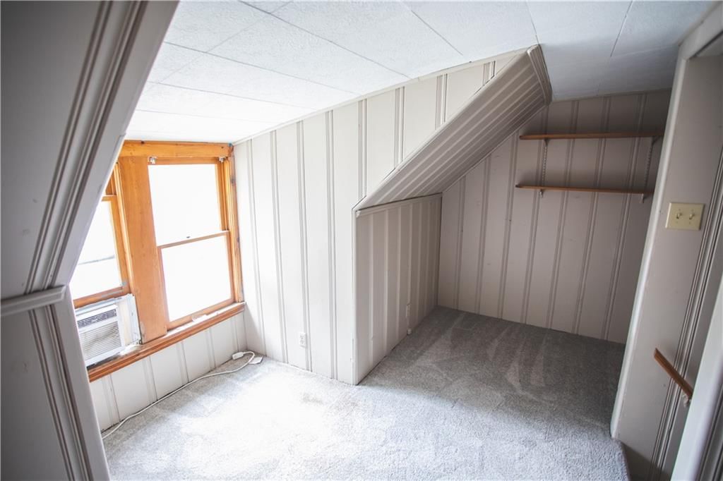 2918 Seneca Street — photo 28