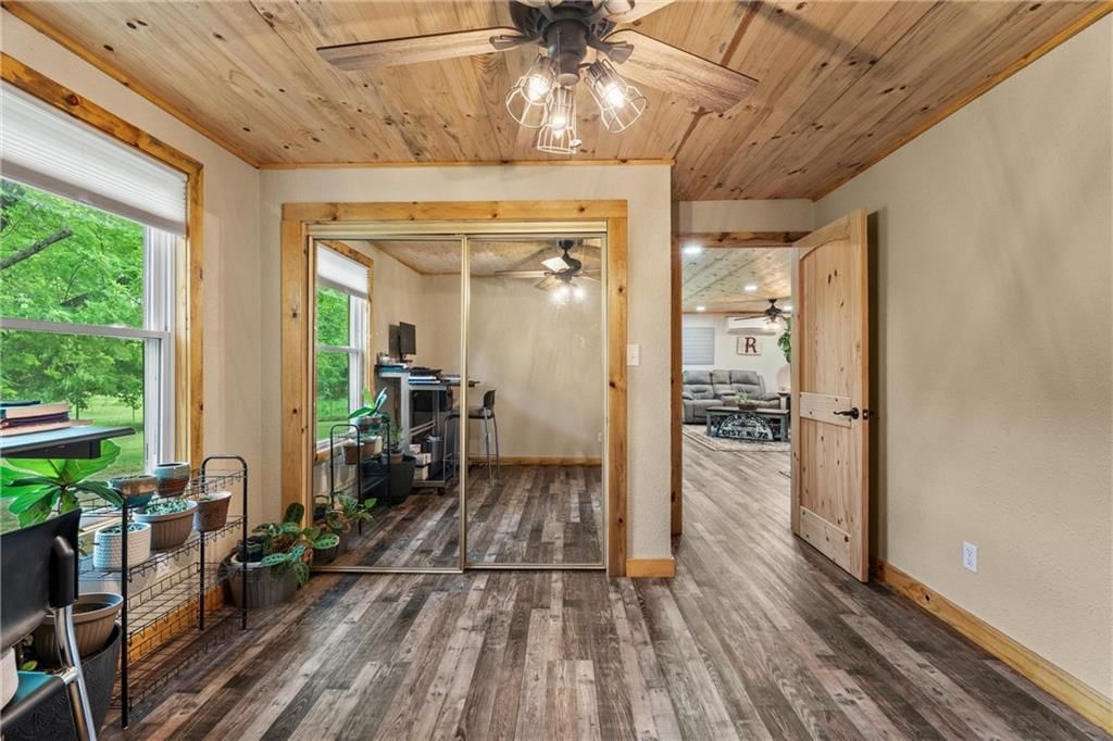 2049 CR 2300 N/A — photo 18