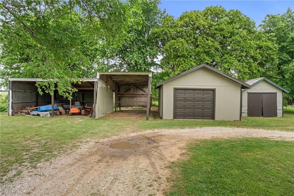2049 CR 2300 N/A — photo 28