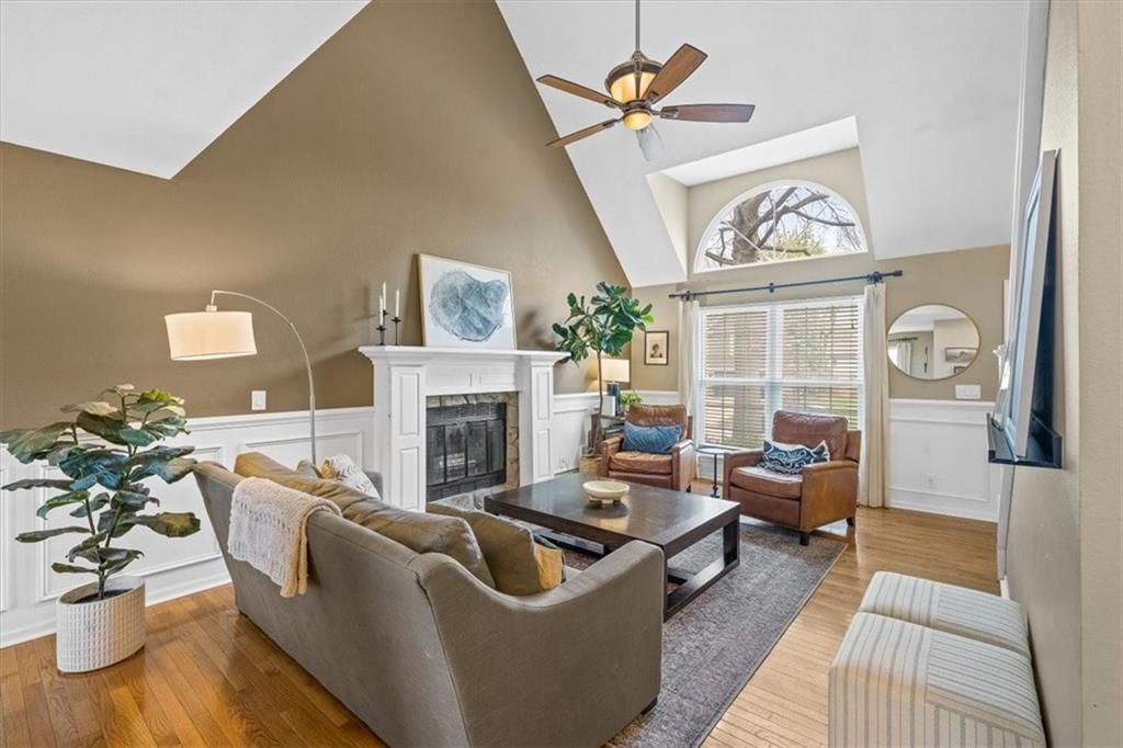 1203 N Anne Shirley Drive — photo 4