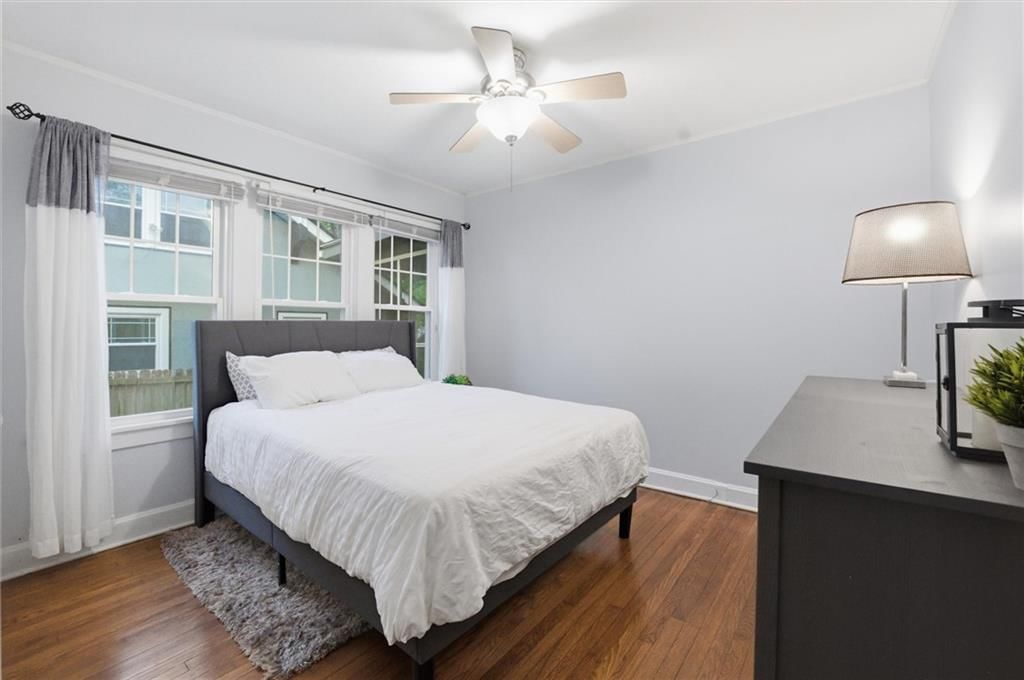 106 E 65th Terrace — photo 13