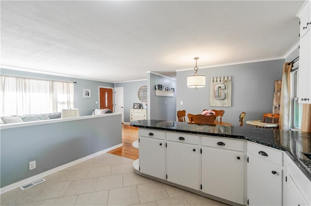 1001 Maple Street — photo 17