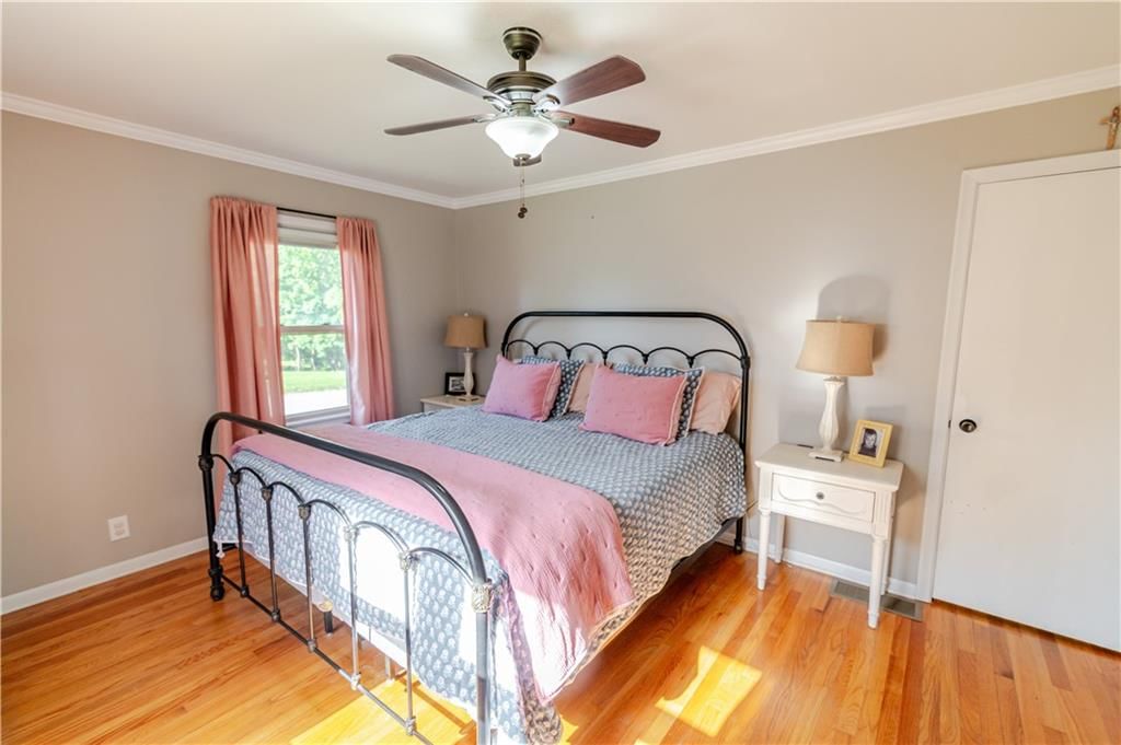 1001 Maple Street — photo 33