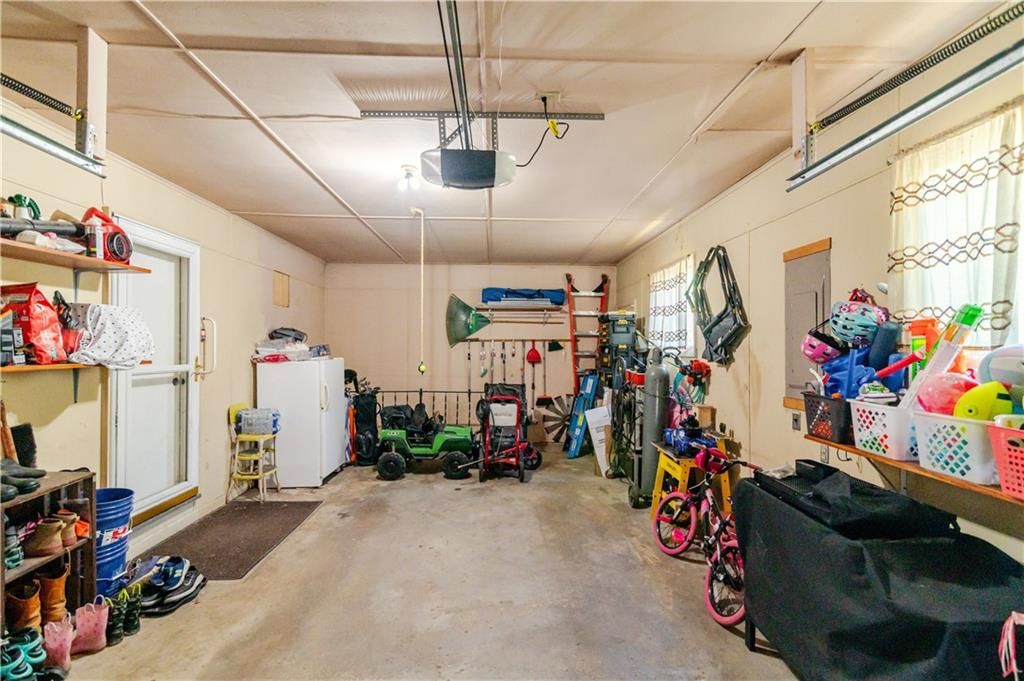 1001 Maple Street — photo 36