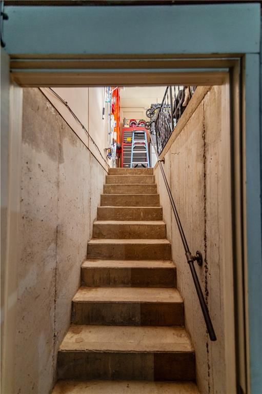 1001 Maple Street — photo 39