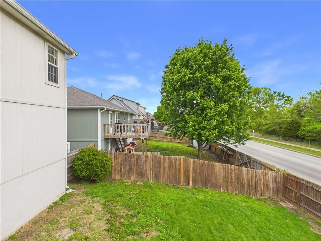 719 Brookside Drive — photo 40