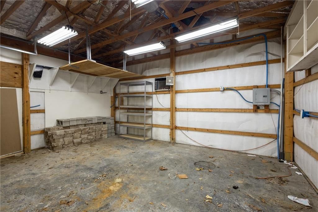 1712 S La Frenz Road — photo 49
