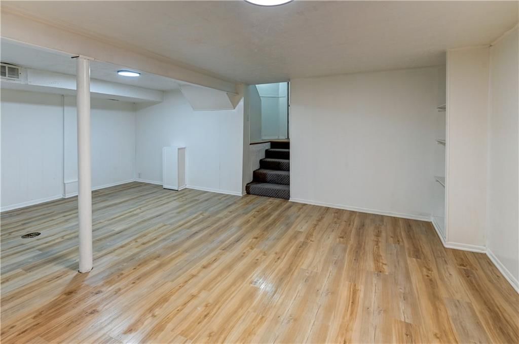 5733 N Drury Avenue — photo 30