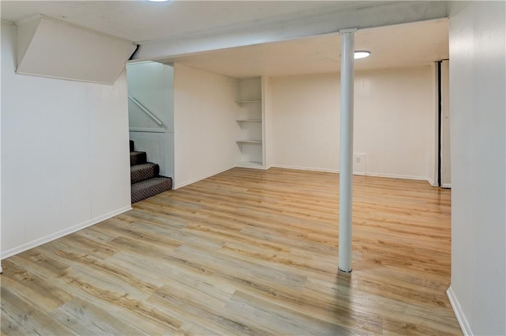 5733 N Drury Avenue — photo 31