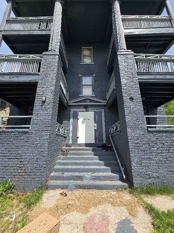 3300 E Linwood Boulevard — photo 4