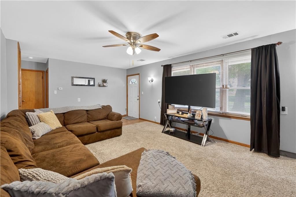 263 W Main Street — photo 8