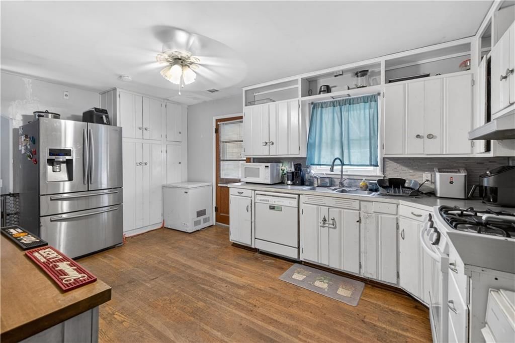 263 W Main Street — photo 10