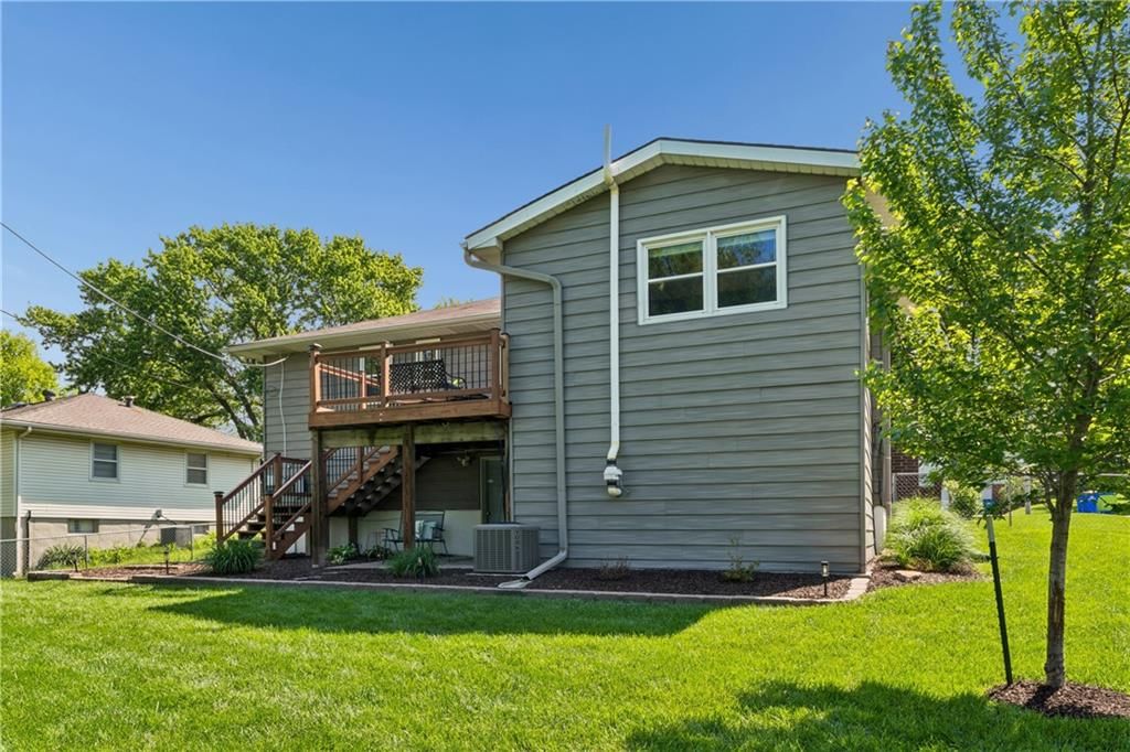 4730 Lucille Lane — photo 32