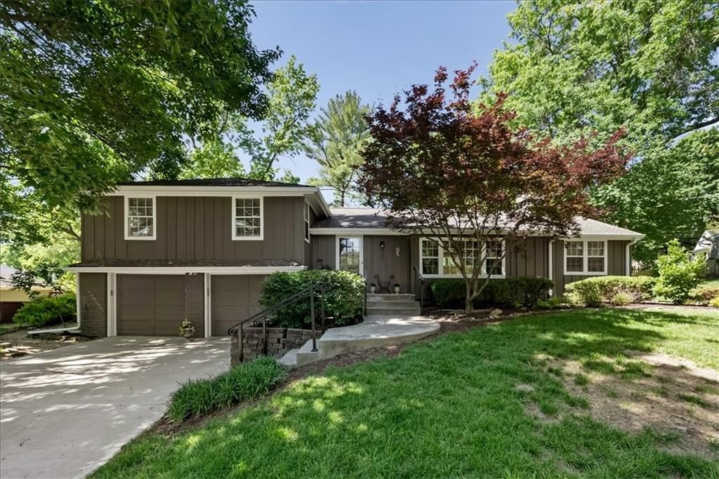 4533 W 65th Street — photo 1