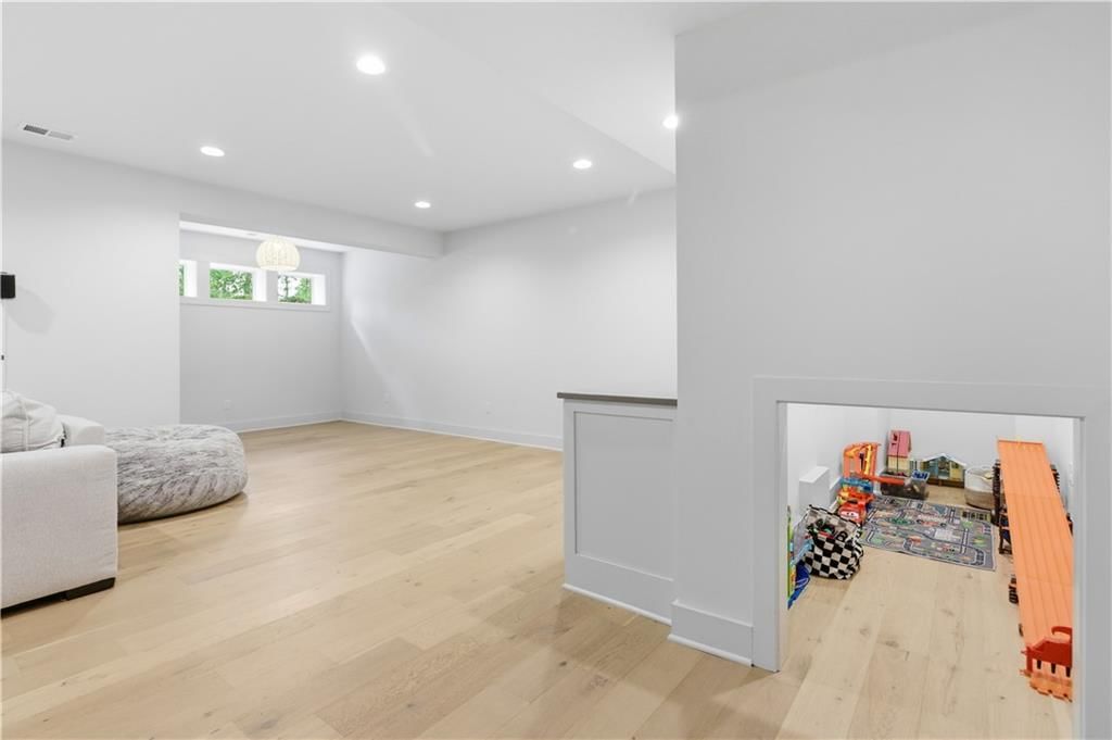 9716 Inspiration Street — photo 56