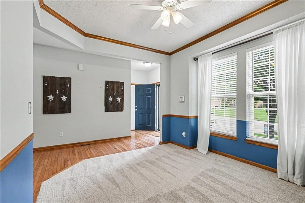 21231 W 119th Terrace — photo 5