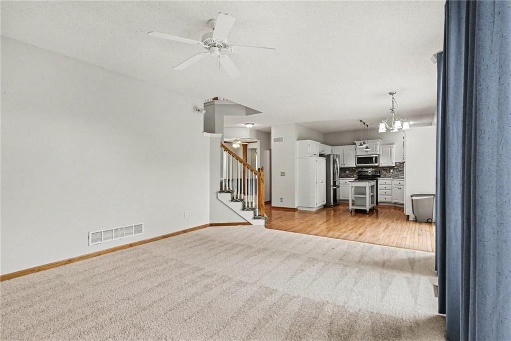 21231 W 119th Terrace — photo 11