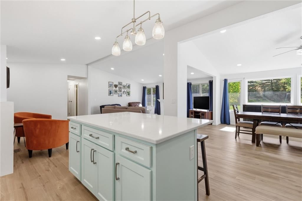 5645 Meadow View Drive — photo 13
