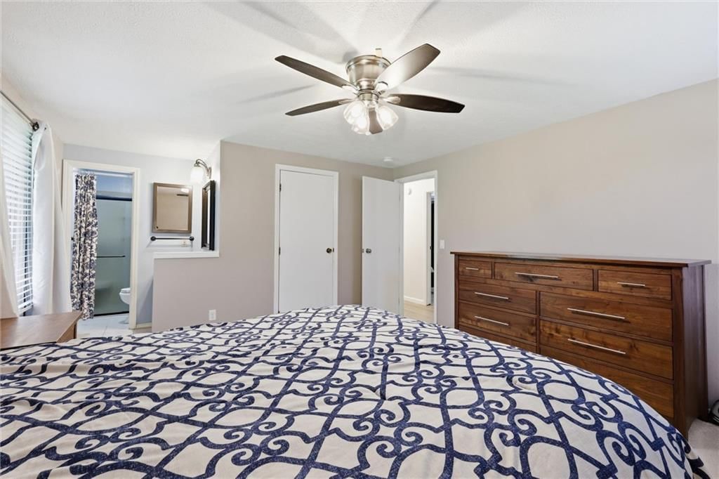 5645 Meadow View Drive — photo 19