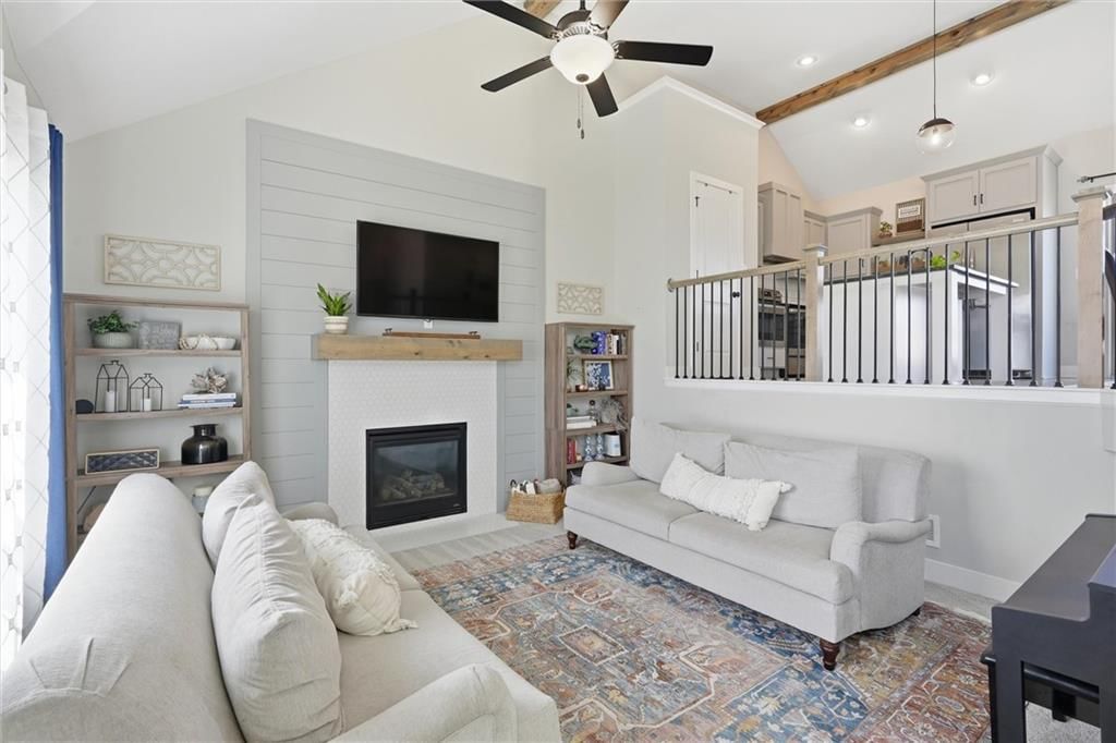 729 Juniper Drive — photo 5